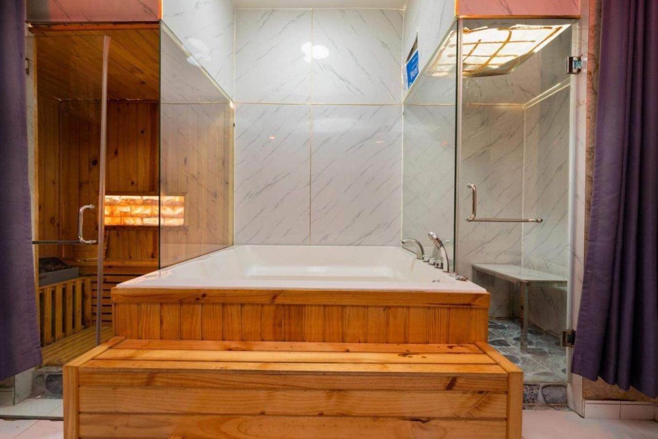 Hoa Hong Hotel ホーチミン市 エクステリア 写真